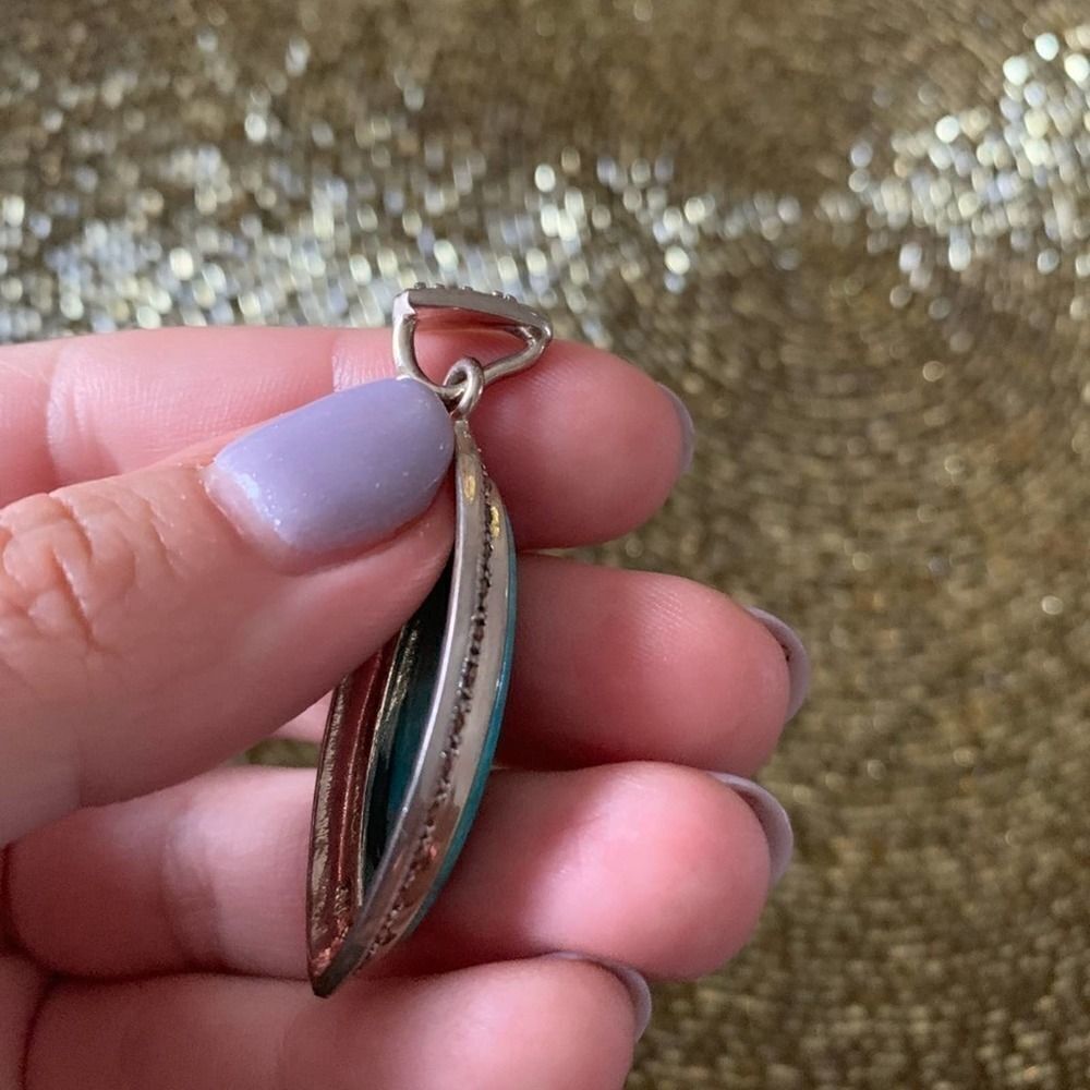 Silver Turquoise Stone Pendant - Picture 5 of 6